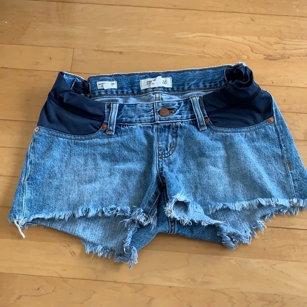 Madewell maternity shorts